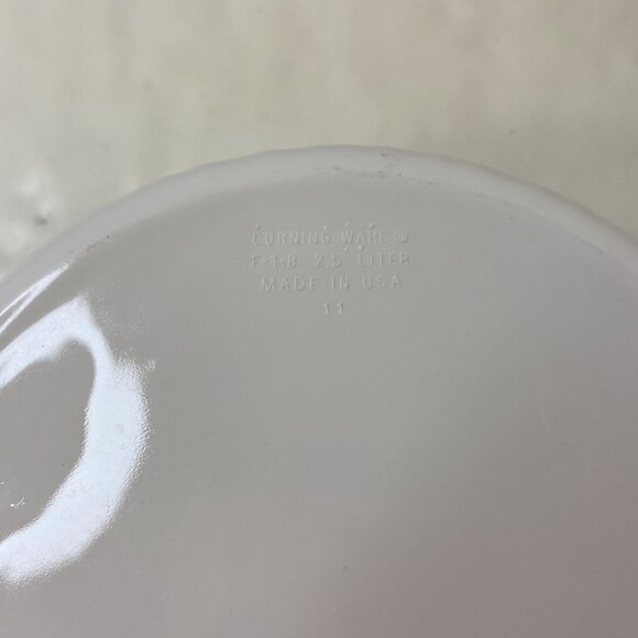 Corning Ware French White 2.5 L Round Casserole Dish Glass Lid Vintage - Picture 5 of 11